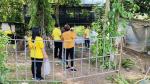 อบต.นาโยงเหนือ ลงพื้นที่ฉีดพ่นหมอกควันในพื้นที่หมู่ที่ 5 ตำบ