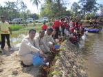 โครงการพิธีปล่อยปลาสัตว์น้ำ แลปลูกหญ้าแฝก เฉลิมพระเกียรติ 85